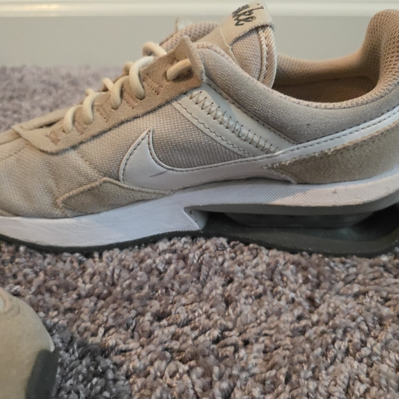 Nike Air Max Pre-Day Light Bone/White-Sanddrift (DM8259 002) Sz 5.5 - Picture 4 of 7